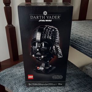 LEGO Star Wars Darth Vader Helmet Collection NEW never opened